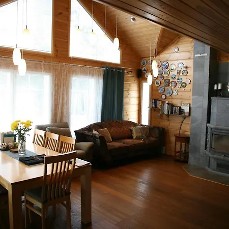 Lodge Karpalo *